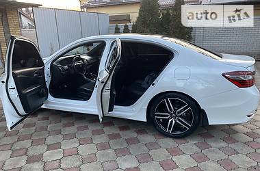 Седан Honda Accord 2017 в 