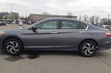 Седан Honda Accord 2016 в Киеве