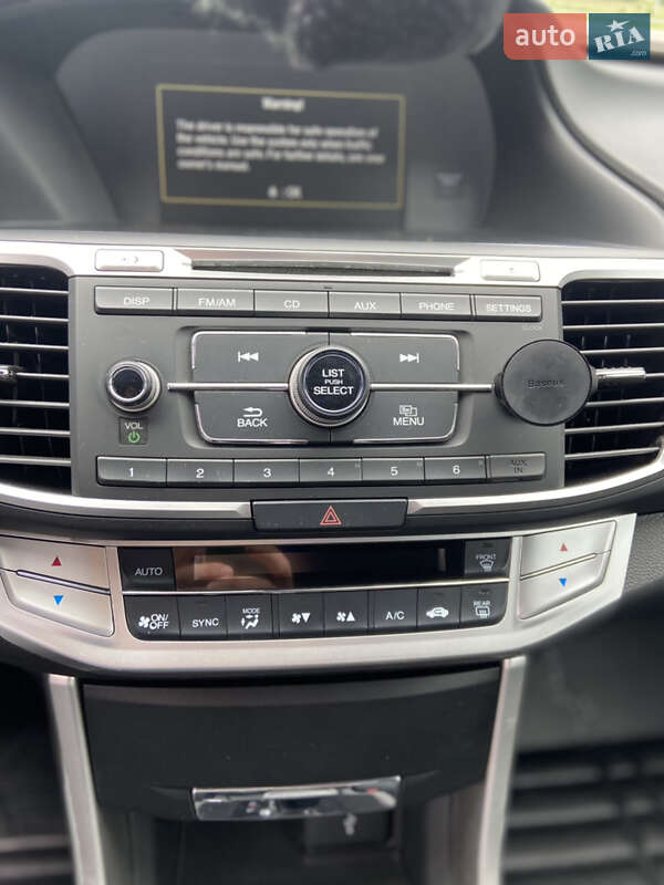 Седан Honda Accord 2015 в Цумани