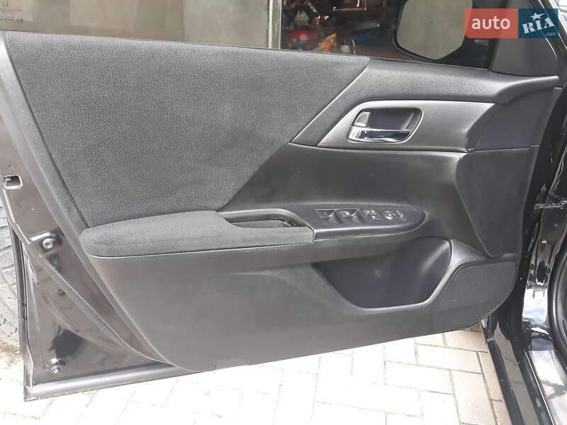 Седан Honda Accord 2013 в Миколаєві