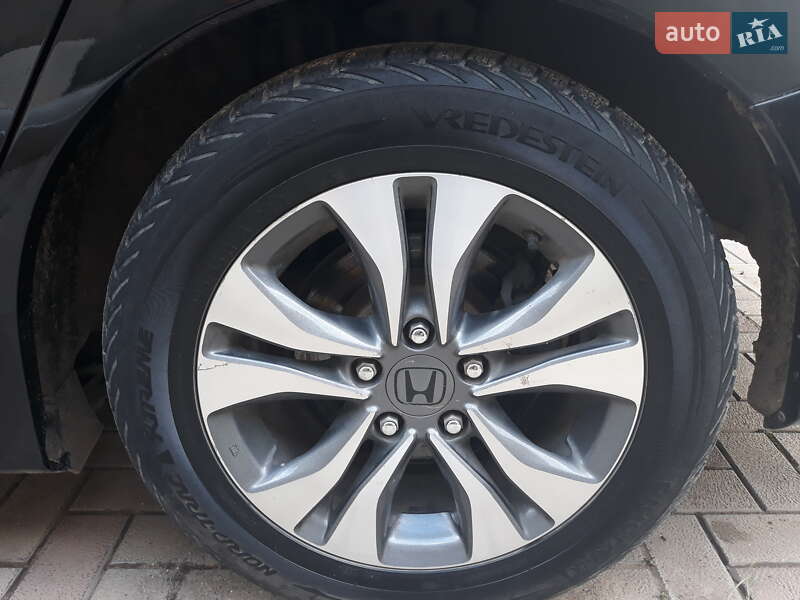 Седан Honda Accord 2013 в Миколаєві