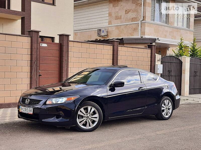 Купе Honda Accord 2009 в 