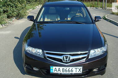 Седан Honda Accord 2006 в Києві