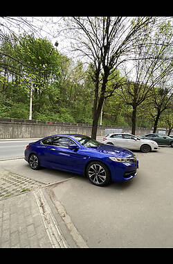 Купе Honda Accord 2016 в Львове