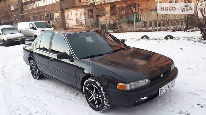 Седан Honda Accord 1990 в 