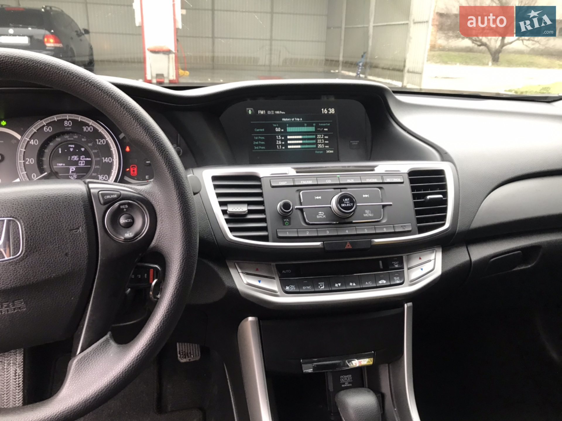2014 Honda Accord - мініатюра 2