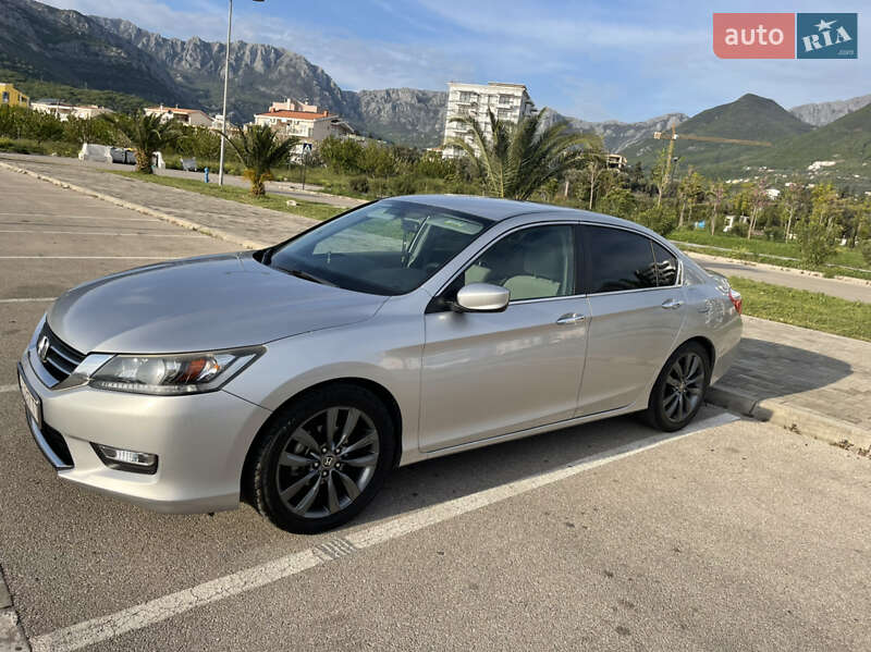 Седан Honda Accord 2013 в Черкассах