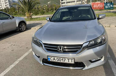 Седан Honda Accord 2013 в Черкассах