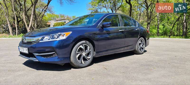 Седан Honda Accord 2017 в Запорожье