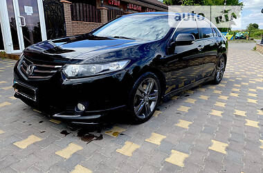 Седан Honda Accord 2010 в Києві