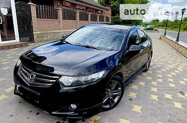 Седан Honda Accord 2010 в Києві