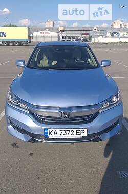 Седан Honda Accord 2017 в Киеве