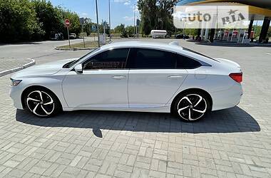 Седан Honda Accord 2018 в Запорожье