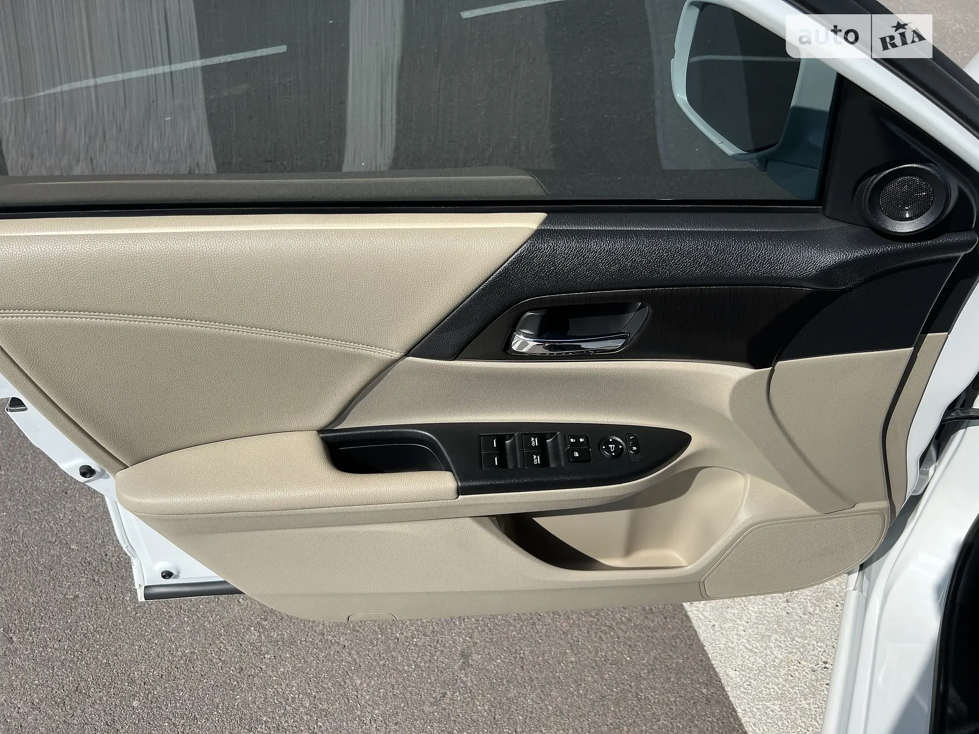 2015 Honda Accord - мініатюра 33
