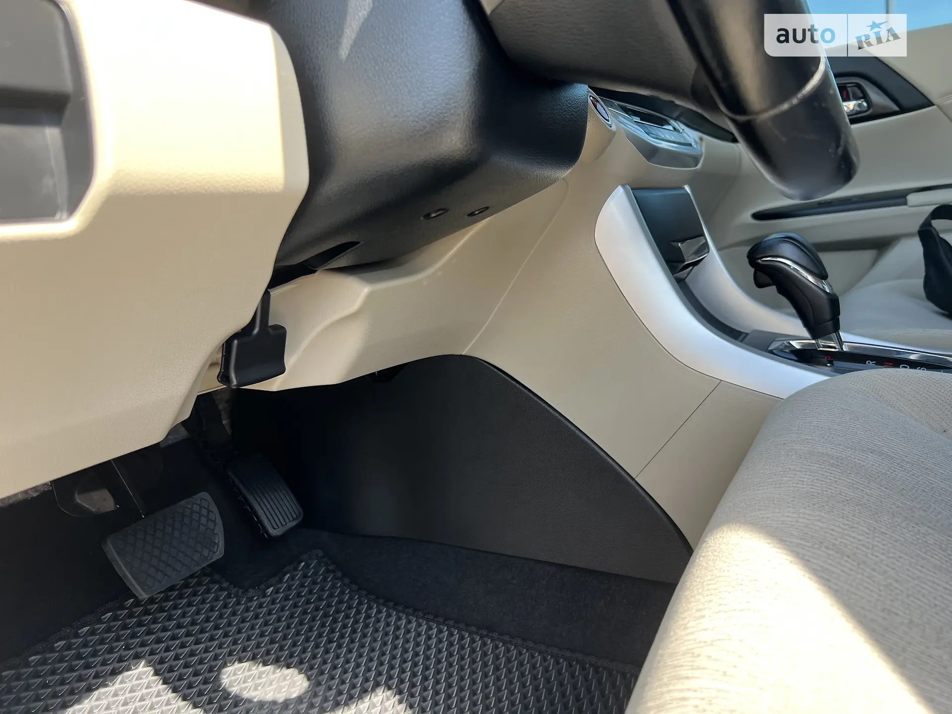 2015 Honda Accord - мініатюра 43