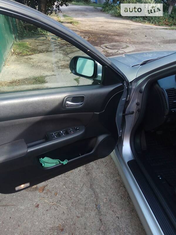 Універсал Honda Accord 2004 в Дніпрі