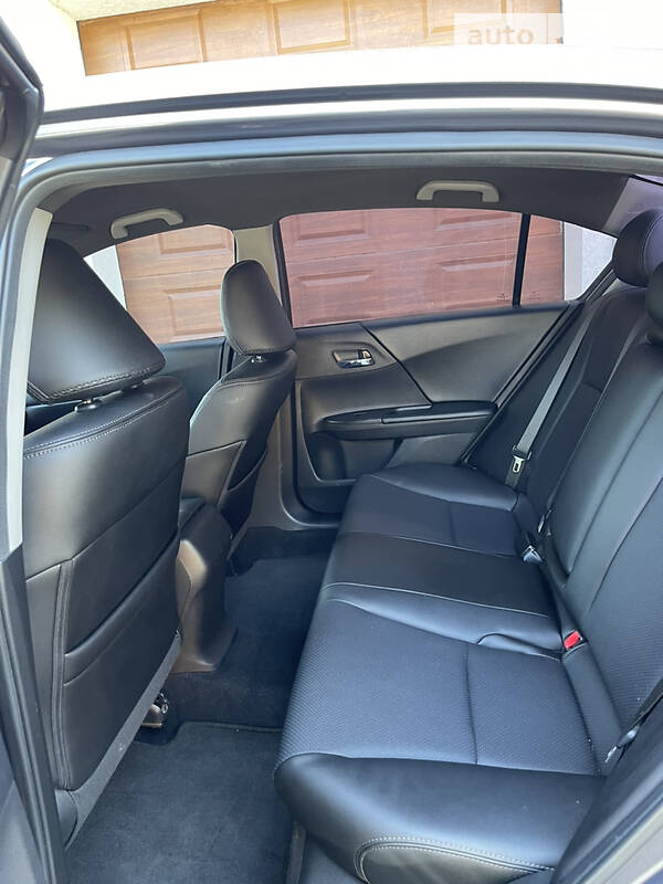 Седан Honda Accord 2015 в Чернівцях фото 19 Седан Honda Accord 2015 в Чернівцях