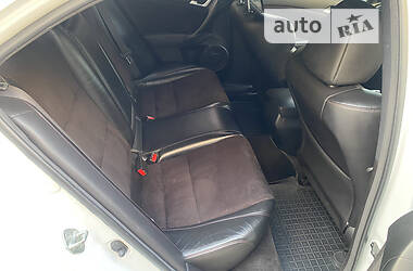 Седан Honda Accord 2012 в 