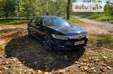 Седан Honda Accord 2020 в Кропивницком