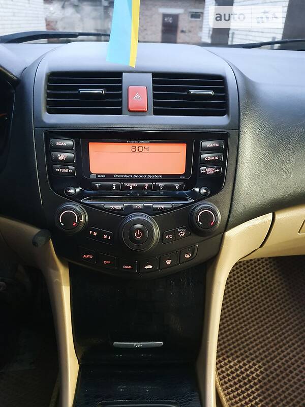 Седан Honda Accord 2004 в Чернигове