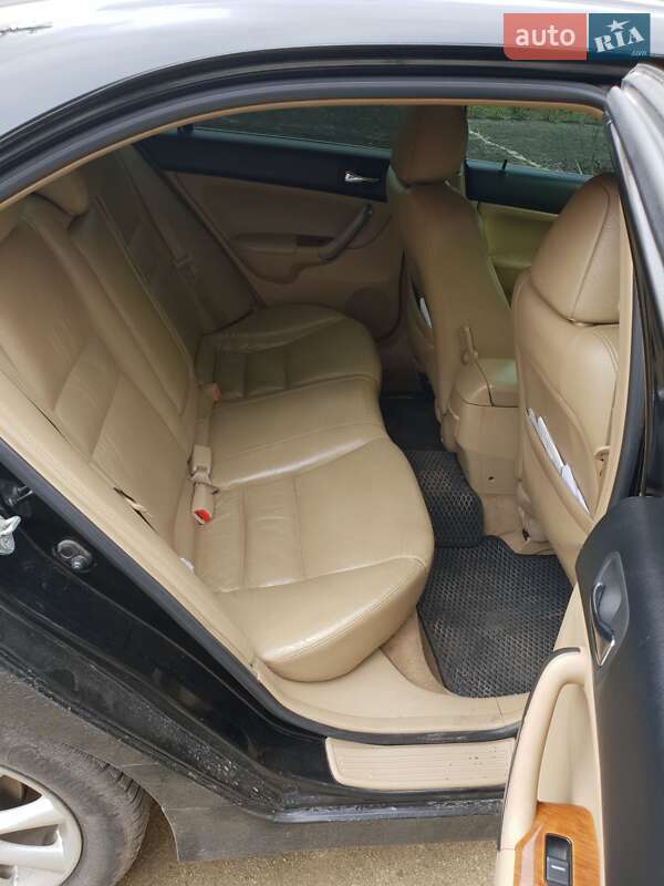 Седан Honda Accord 2006 в Корсунь-Шевченківському