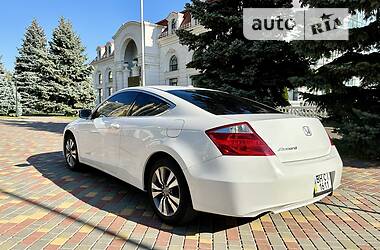 Купе Honda Accord 2008 в 