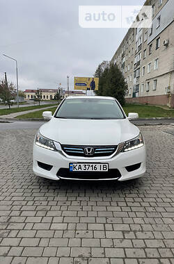 Седан Honda Accord 2014 в Володимир-Волинському