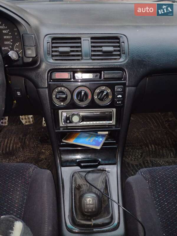 Седан Honda Accord 1996 в Борзне