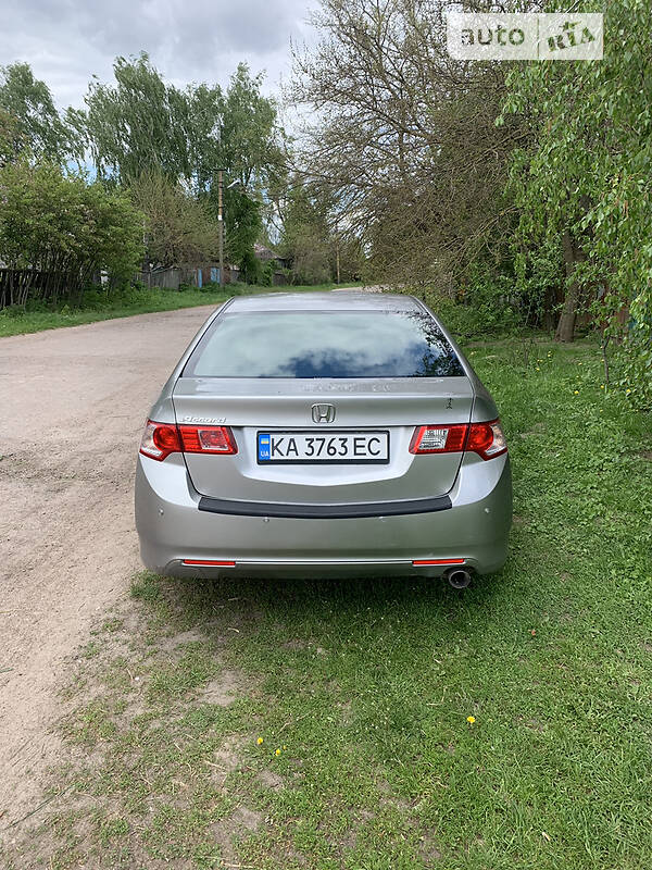 Седан Honda Accord 2008 в Киеве