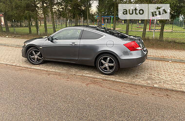 Купе Honda Accord 2010 в 