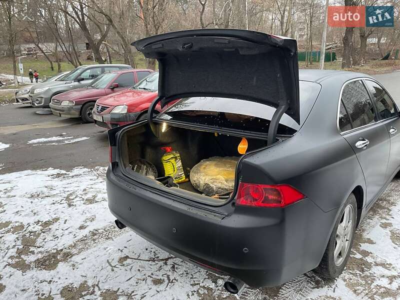 Седан Honda Accord 2005 в Киеве