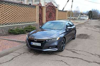 Седан Honda Accord 2018 в Николаеве