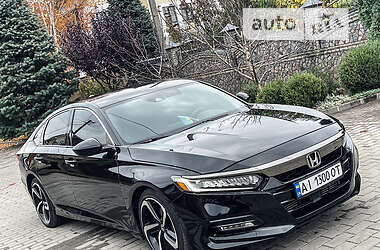 Седан Honda Accord 2018 в 