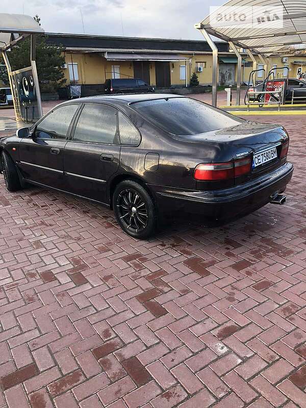 Седан Honda Accord 1998 в Ровно