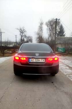 Седан Honda Accord 2014 в Новомосковске