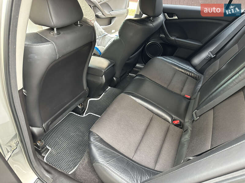 Седан Honda Accord 2008 в Одессе