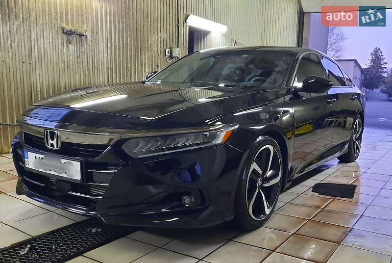 Седан Honda Accord 2021 в Володимирі