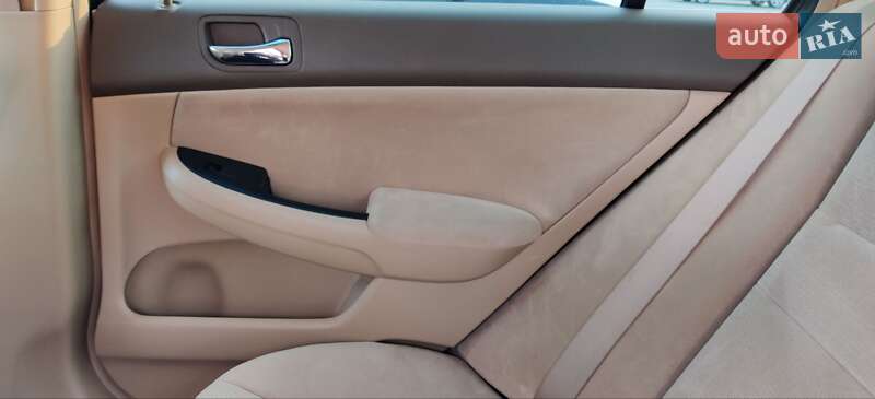 Седан Honda Accord 2006 в Львове