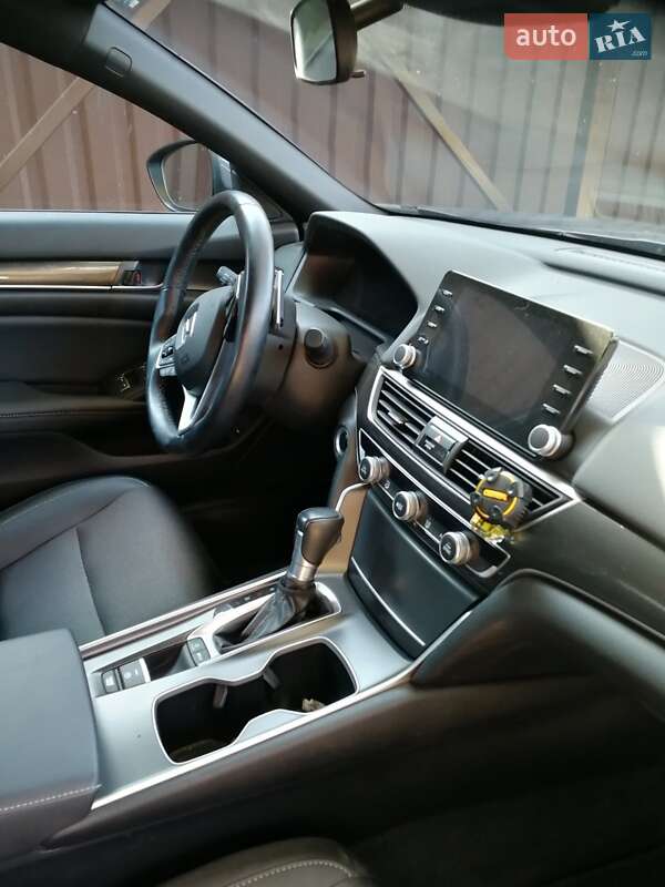 Седан Honda Accord 2019 в Новомосковске фото 8 Седан Honda Accord 2019 в Новомосковске