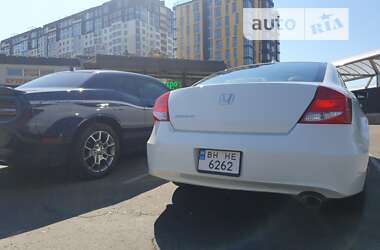Купе Honda Accord 2010 в 