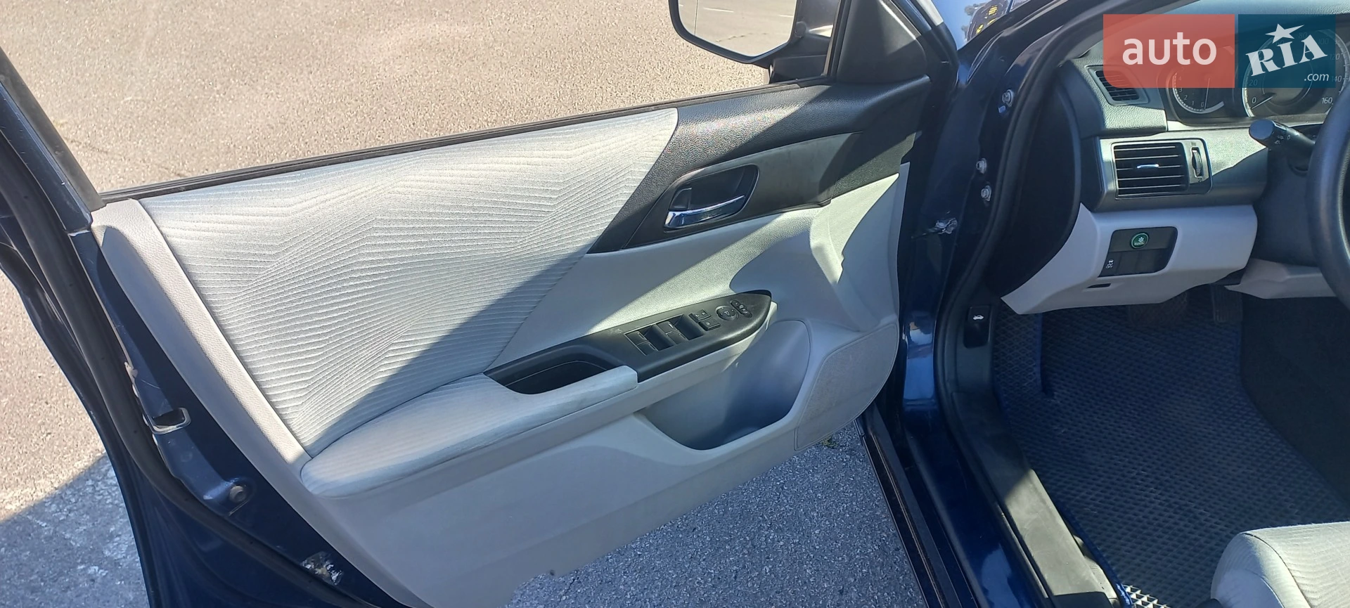 2015 Honda Accord - мініатюра 8