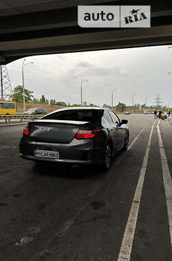 Купе Honda Accord 2013 в 