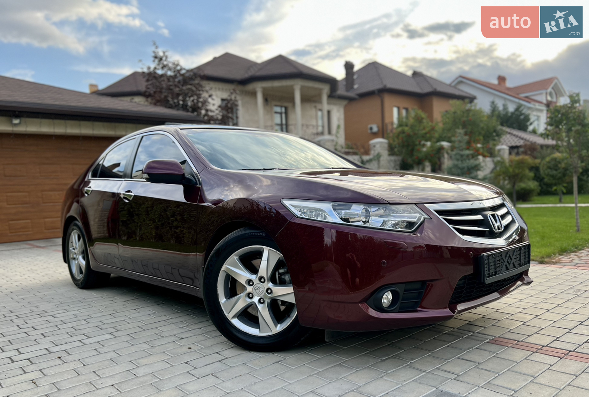 2011 Honda Accord - мініатюра 2