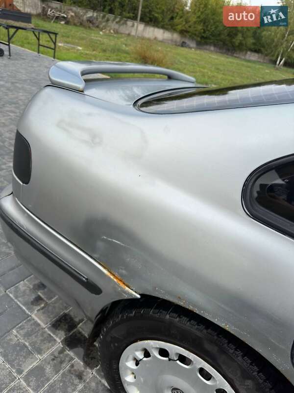 Седан Honda Accord 1995 в Кореці