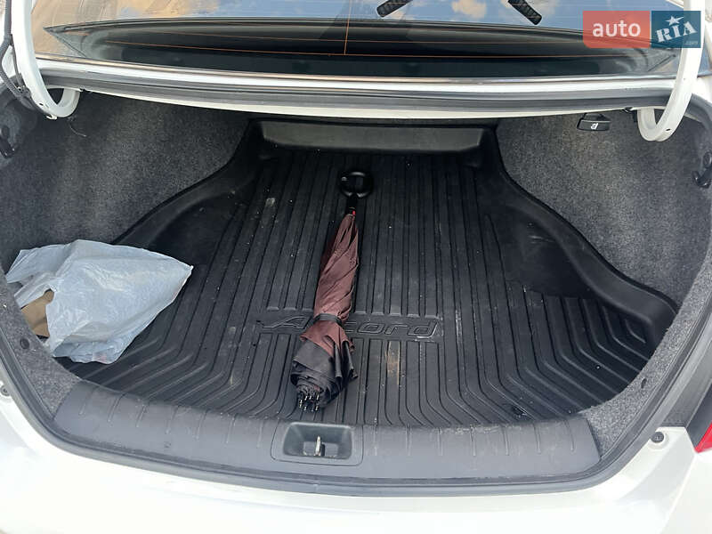 Купе Honda Accord 2013 в Полтаві