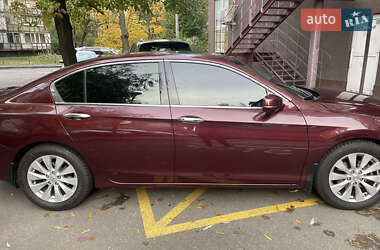 Седан Honda Accord 2013 в Києві