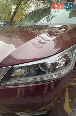 Седан Honda Accord 2013 в Києві