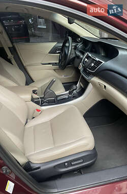 Седан Honda Accord 2013 в Києві