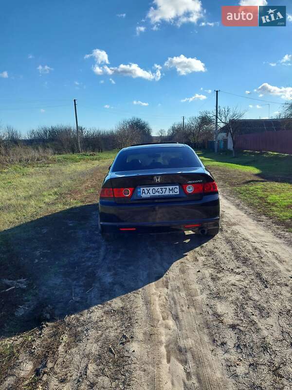 Седан Honda Accord 2006 в Краснокутську