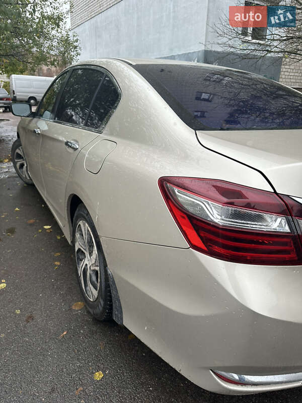 Седан Honda Accord 2017 в Житомирі